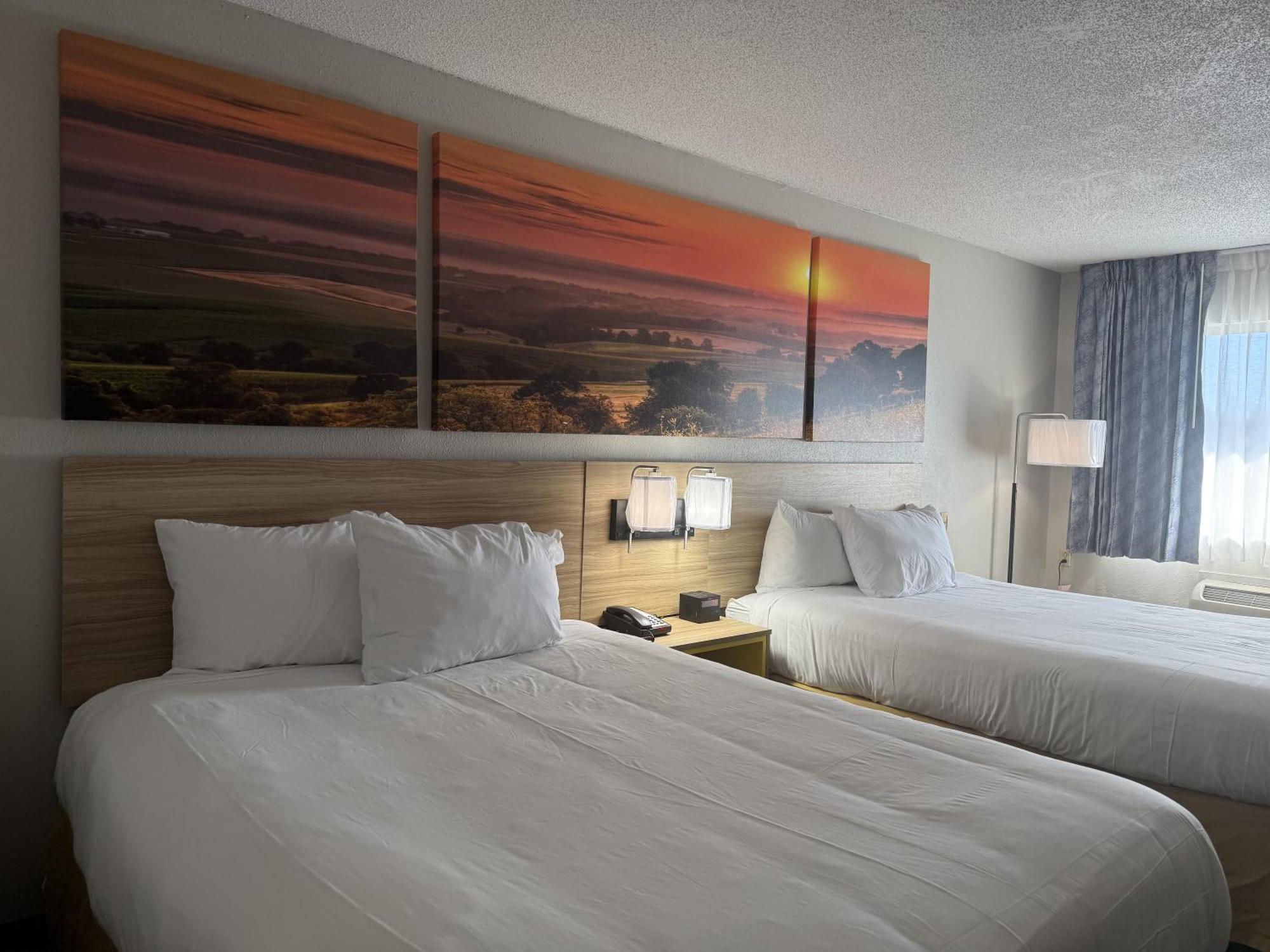Days By Wyndham Hotel